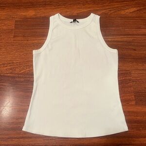 🎉 White Ribbed Tank Top - RW&CO